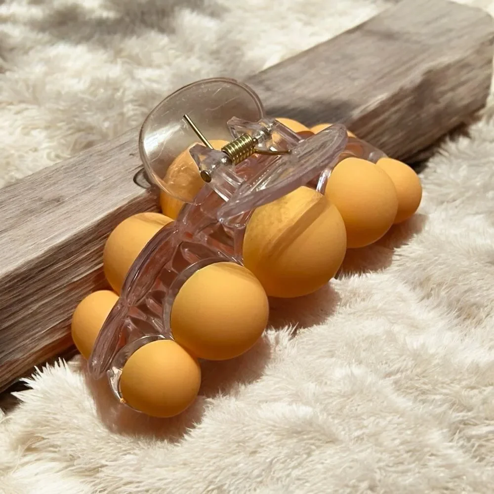 🤯5/$25🤯 Light Orange Bubble Hair Claw